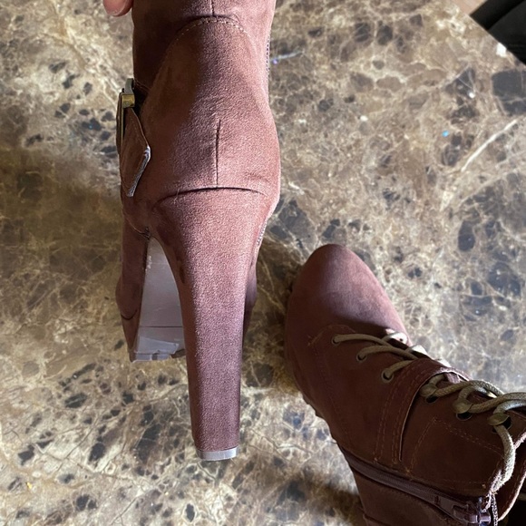 Cady Combat Boots 4.5 - Picture 4 of 5